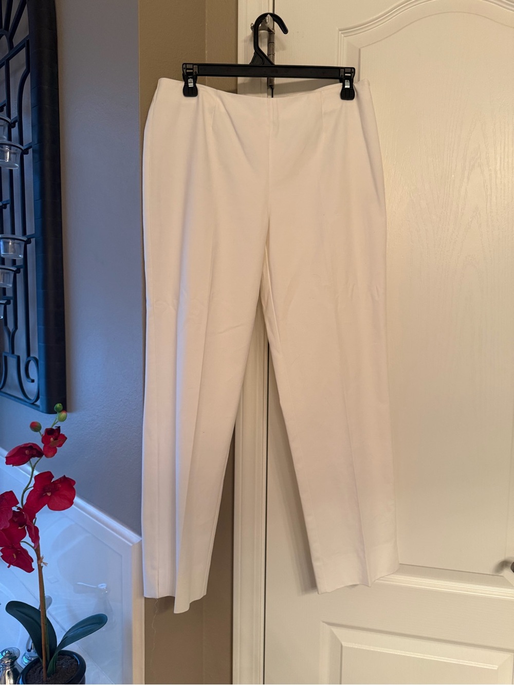 Lafayette 148 White Tailored Straight Leg Pants Size 4